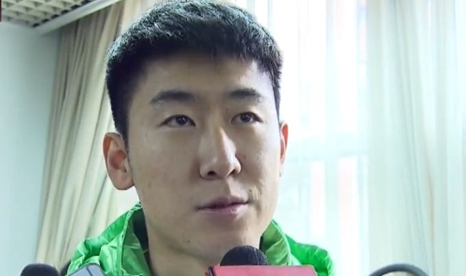 叶辰笑道：联系的时候，一定要诚意满满，直接告诉他们，如果他们愿意谈，你就派一个全权代表你的人，亲自去他们的地盘跟他们谈，但你得明确跟他们说清楚，你的代表必须要跟万龙殿最高指挥官面谈。